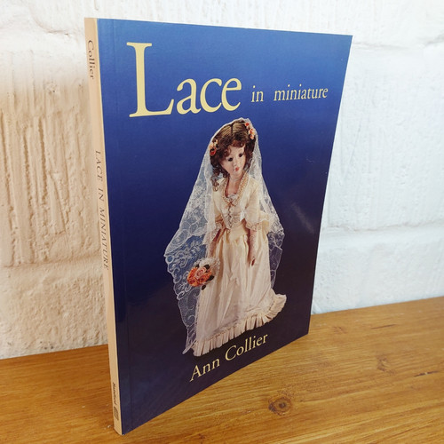 Lace miniature ann - miniature,